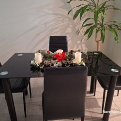 Dining Table 4 Peoples 