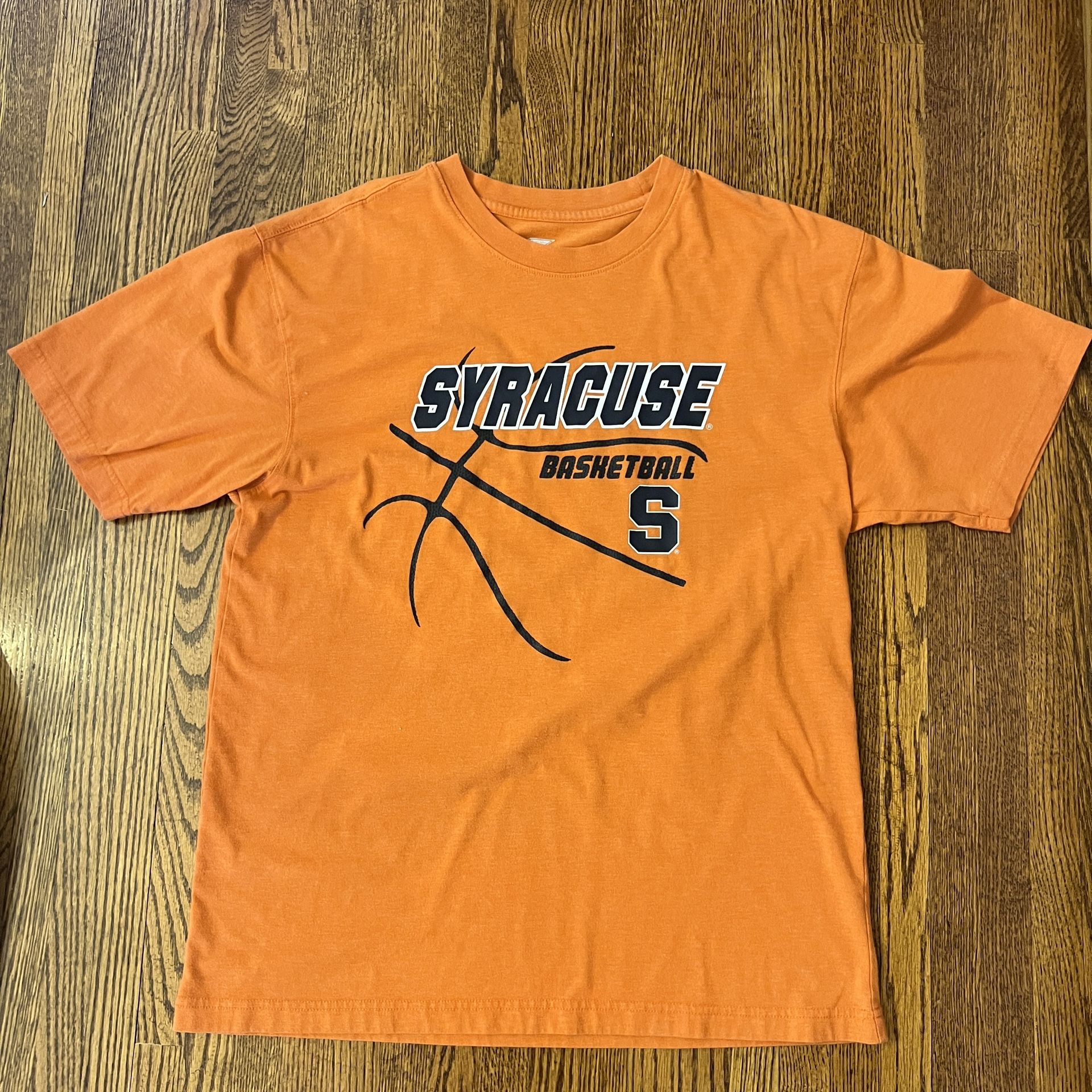 Colosseum Athletics Men’s Orange Syracuse Basketball T-shirt size Large