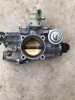 Throttle Body For Toyota Rava4 2000