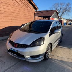 2013 Honda Fit Sport 