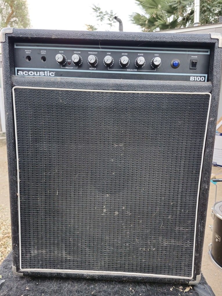 Acoustic B100 Amp (Not Working)