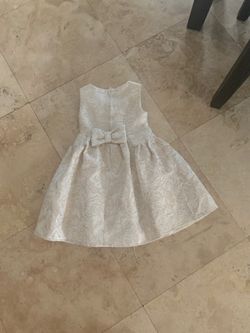 Girls dress 3-4