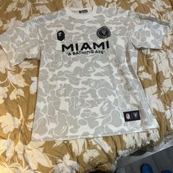 White and black BAPE Miami shirt size medium