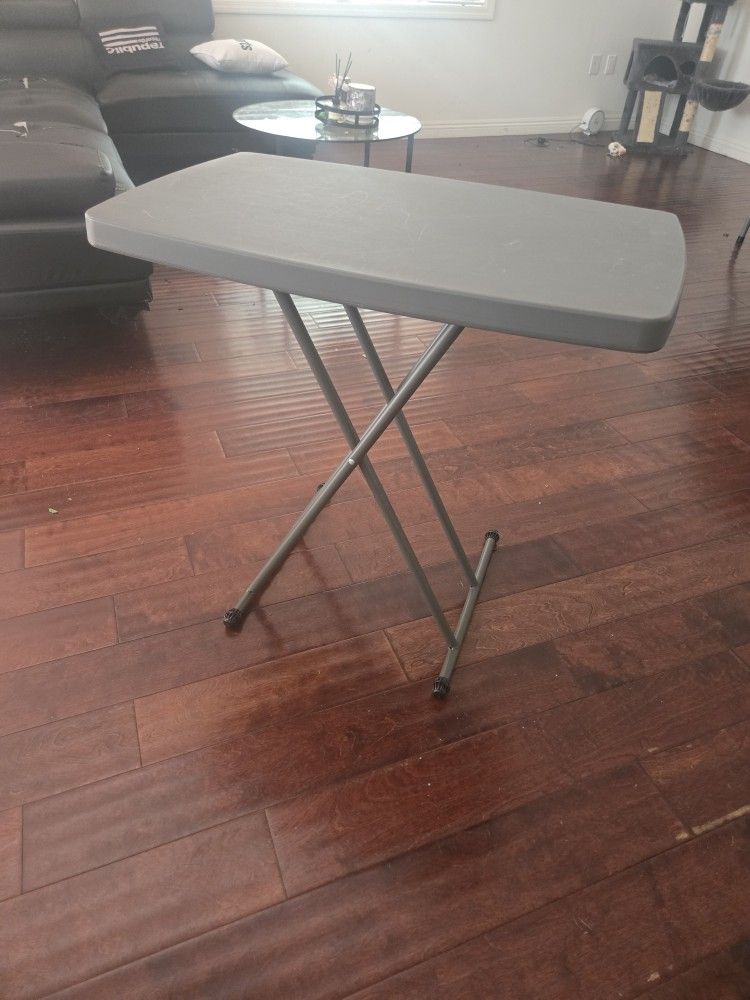 Folding Table