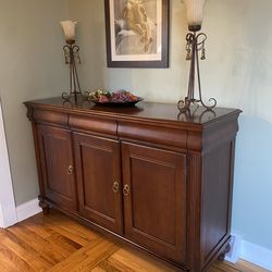 Ethan Allen British Classics Buffet