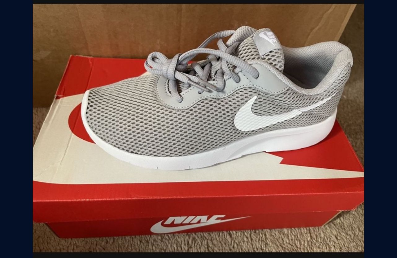 Nike New