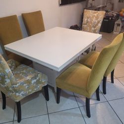 6 Chairs Wood Dining Room.  400 Dlls