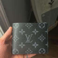 Louis Vuitton Canvas Wallet for Sale in Atlanta, GA - OfferUp