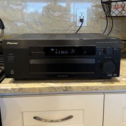 Pioneer Audio/Video Multi-Channel Receiver