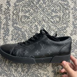 AUTHENTIC LOUIS VUITTON MENS SHOES for Sale in Hollywood, FL - OfferUp