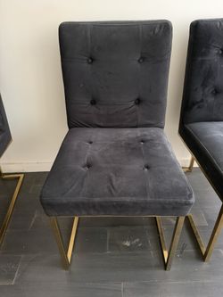 Velvet Chair