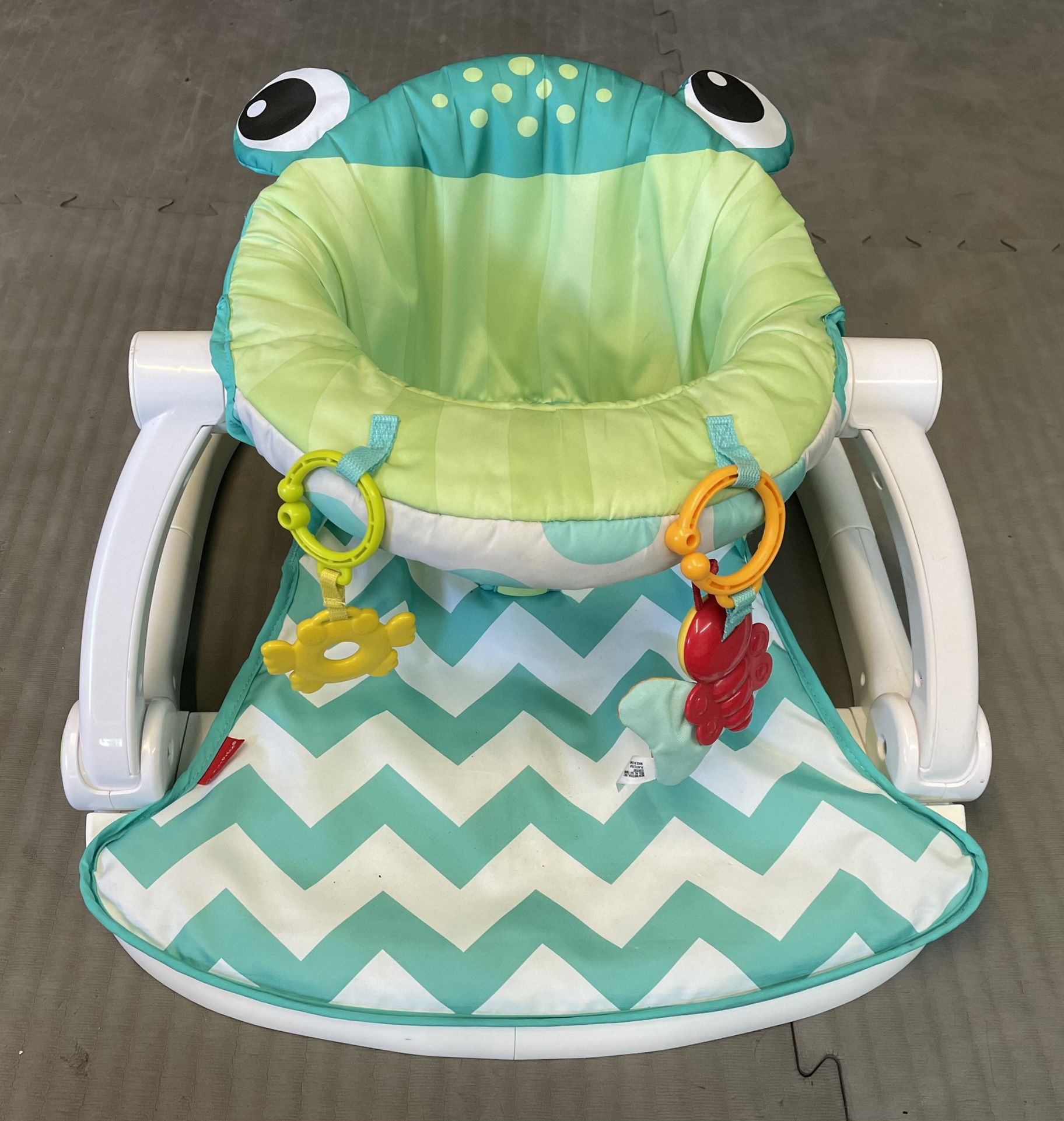 Fisher Price Sit-Me-Up Floor Seat Baby Chair Frog Theme