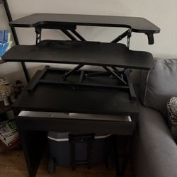 Desk With Adjustable Height