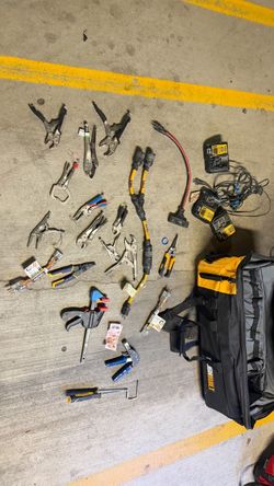 Thoughbuild 30inch tool bag + some tools