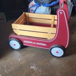 Radio Flyer Walking Push Wagon, Good Condition and great for kids. 
