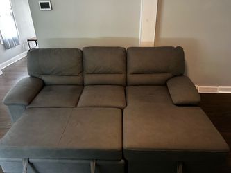 Pull out couch / sleeper green/gray color