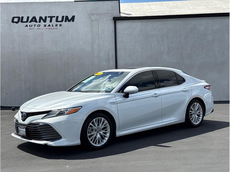 2018 Toyota Camry Hybrid