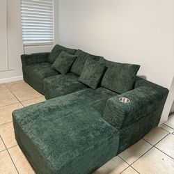 Green Modular Cloud Sectional w/ Chaise – Like New