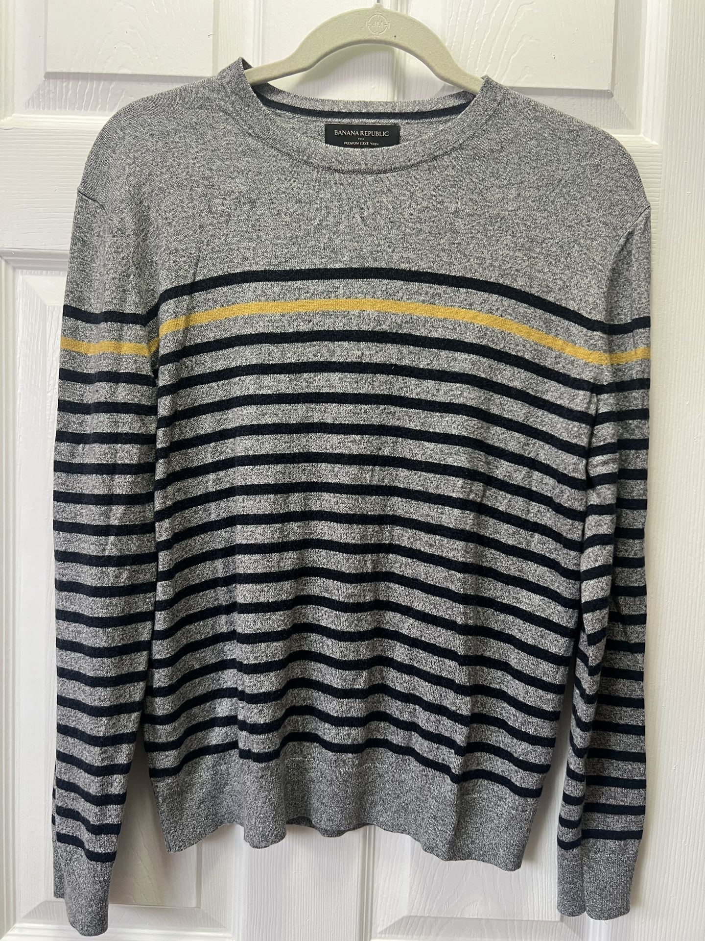 Banana Republic Long Sleeve T Shirt 