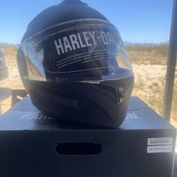 Brand New XXL Harley Davidson Outrush R Bluetooth Helmet