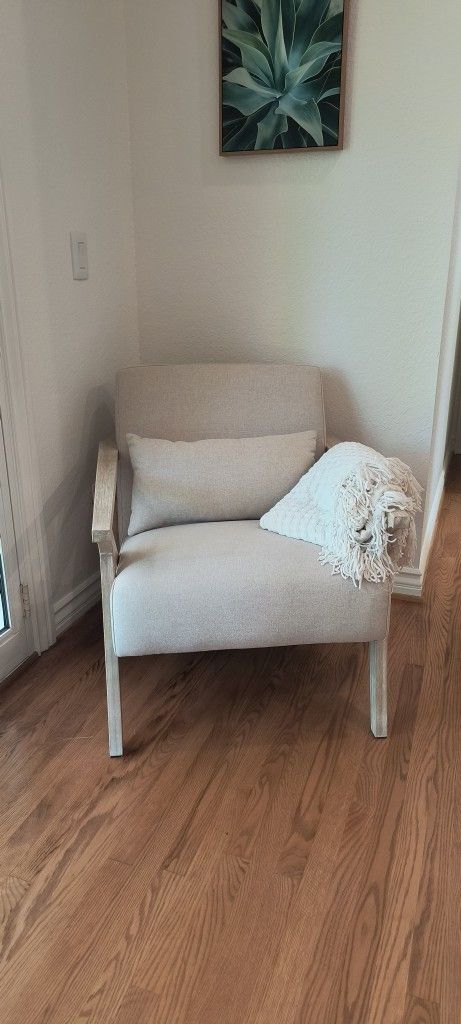 BRAND NEW Armchair $30 