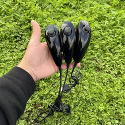 Nintendo Wii Black Nunchucks