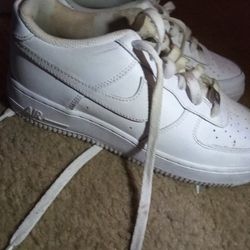 Kids Nike Air Force Ones Size 7Y