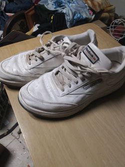 Mens Reebok shoes size 8.5