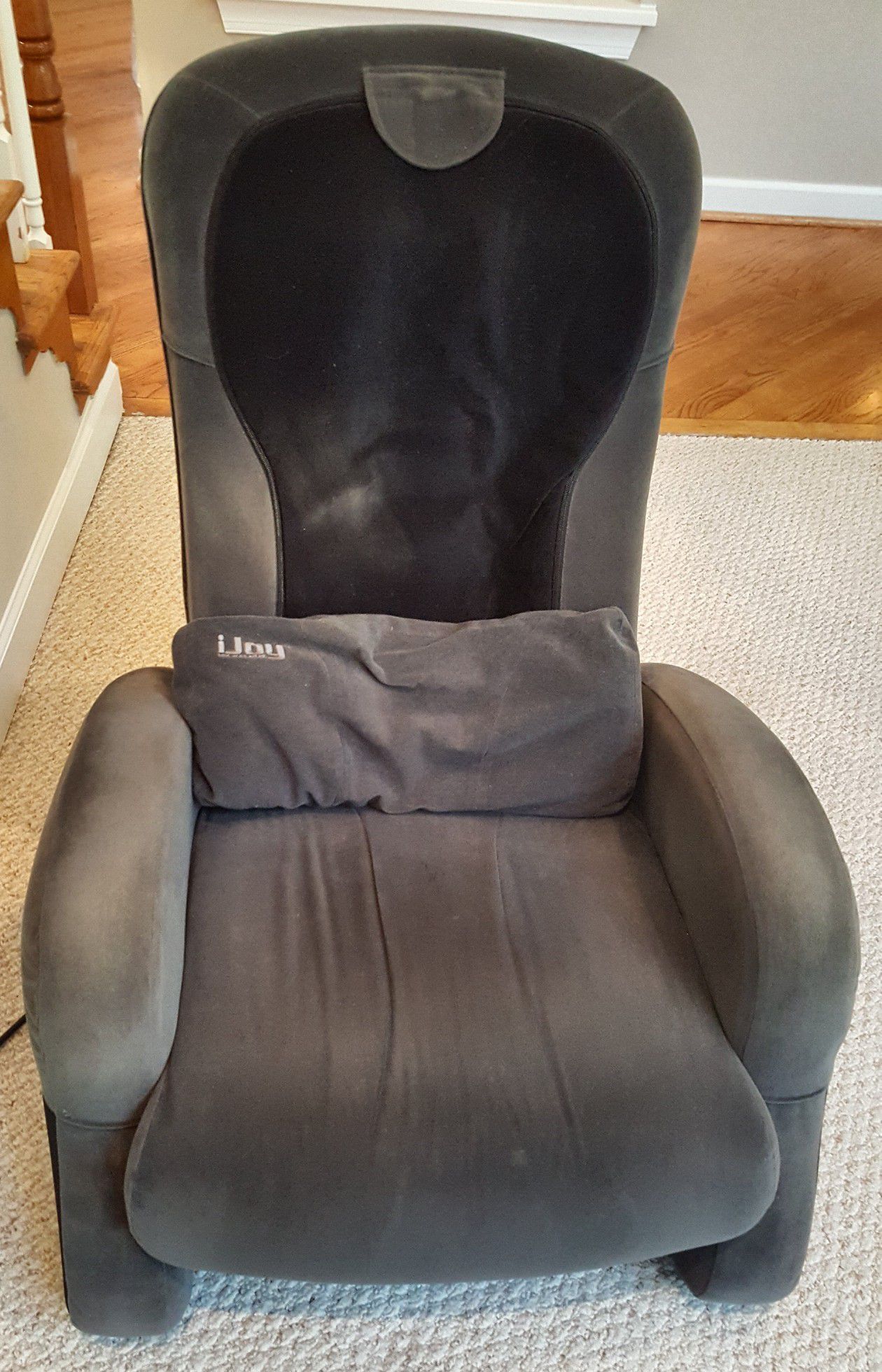 Excellent Condition iJoy Massage Chair in Black & Grey