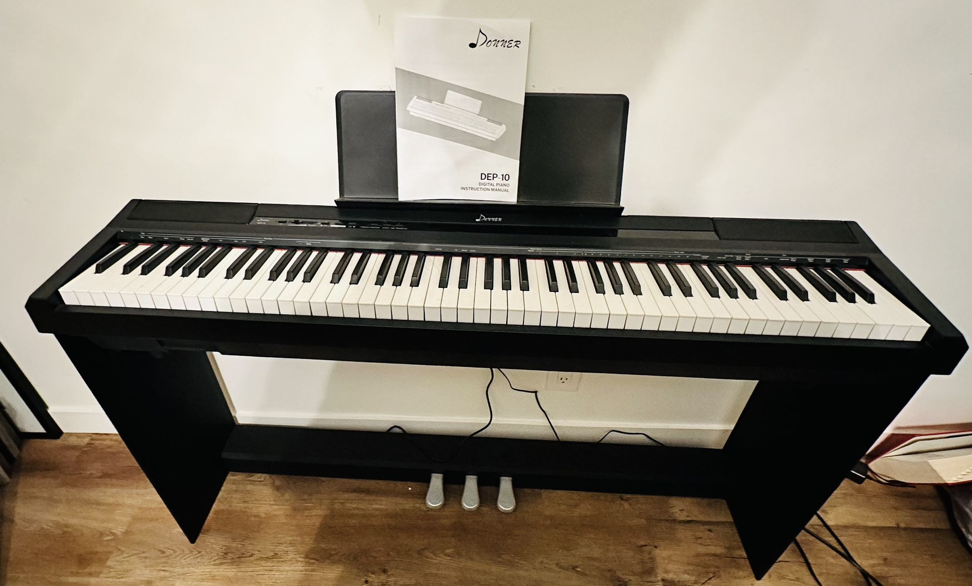 Donner DEP-10 Digital Piano – 88 Keys + Stand 