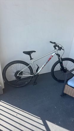 Marin Bobcat 4 Mountain Bike