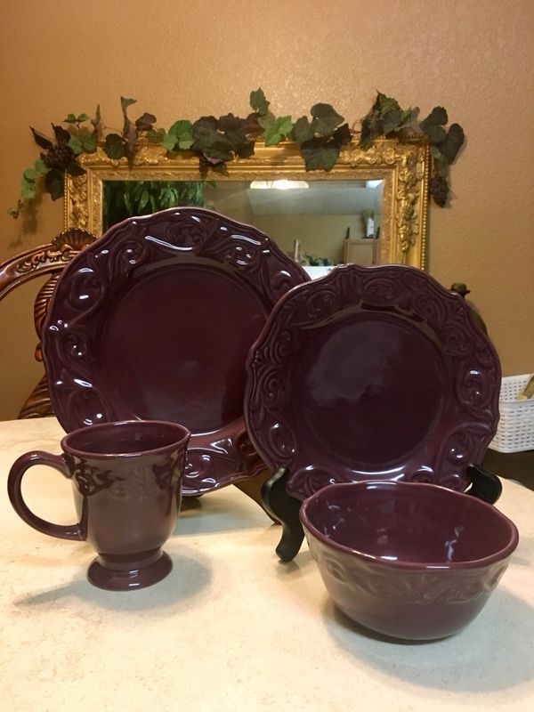 Chris Madden “Corvella” 4 people Set. Plumb Color for Sale in Keller ... Chris Madden “Corvella” 4 people Set. Plumb Color for Sale in Keller ...