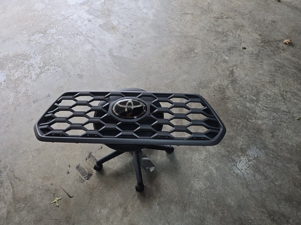 2021 Tacoma TRD Off road Grill