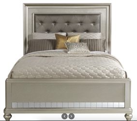 Sofia Vergara Paris King Bed Frame – Rooms To Go – $300 OBO