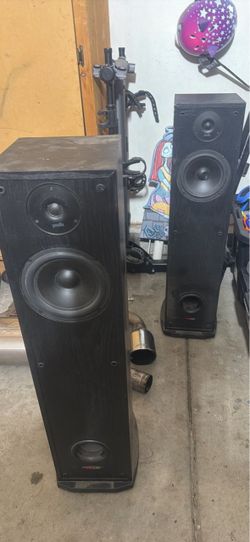Polk Audio Tower Speakers Pair