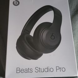 Beats Studio Pro