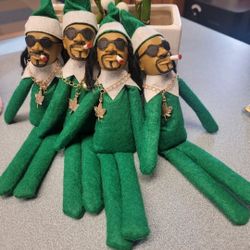 Snoop on a Stoop Christmas Elf
($40.00 ea)