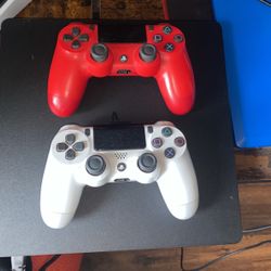 PS4 With 2 Controller But No Charger