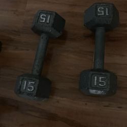 15 Pound Dumbbells Set