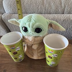 Star Wars Stuffie & Cups