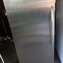 Whirlpool Stianless Steel Freezer