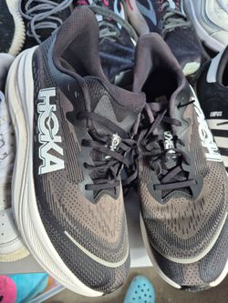 Lote de 40 pares de zapatos mixtos hombre y mujer