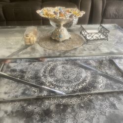 Glass Coffee Table With Two Side Table