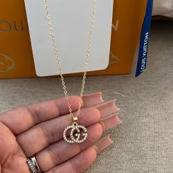 GG Necklace Set