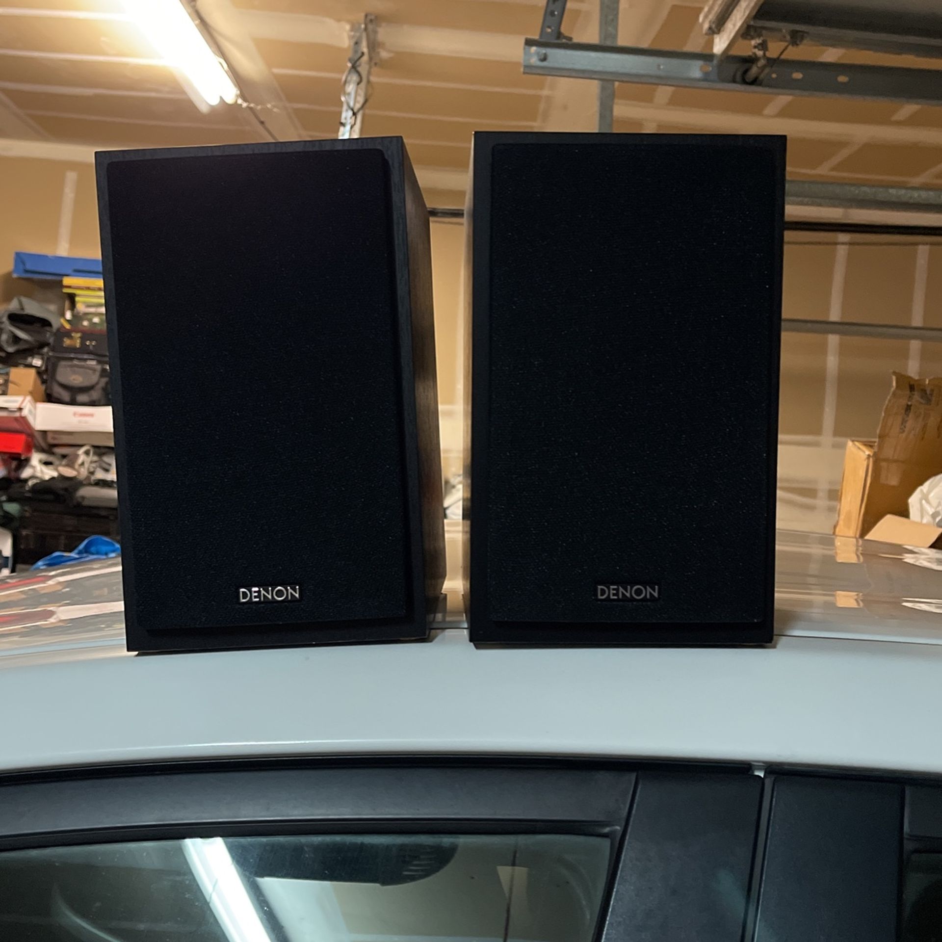 Denon SC M39 Pair of Speakers Black Bookshelf TESTED & CLEAN!