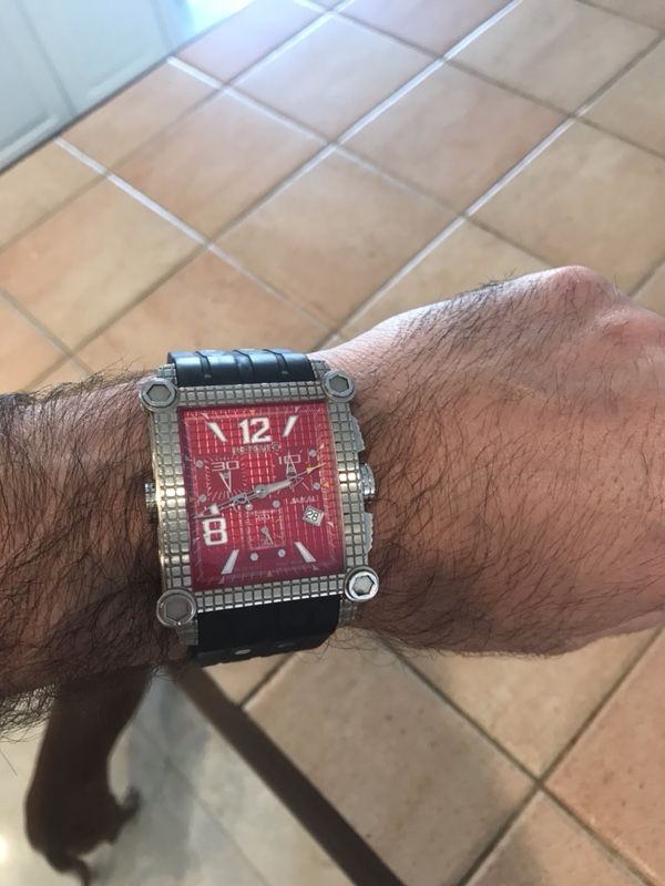 Renato jakal watch