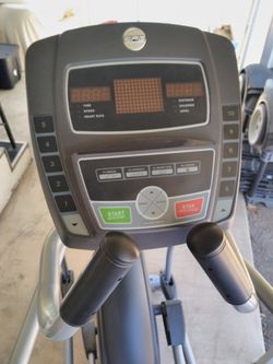 AFG 2.0 AE Dual Action Elliptical Trainer