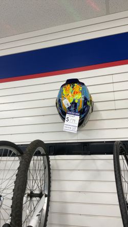 Motorcycle helmet