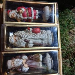 Vintage Santa And The Ages