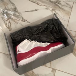 Jordan 11 Retro Cherry 